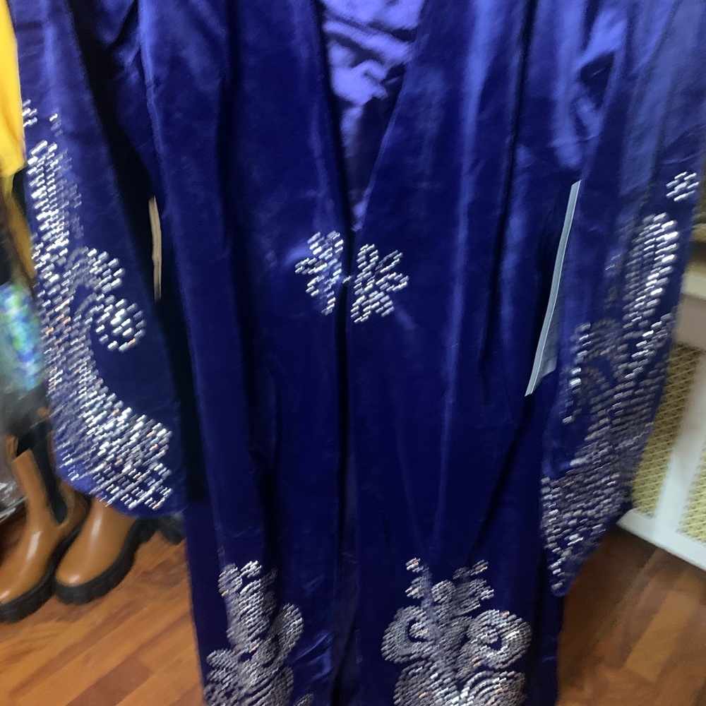 Coat - Picture 3 of 7